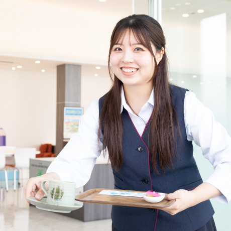 フロアスタッフイメージ