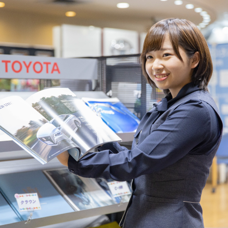 フロアスタッフイメージ