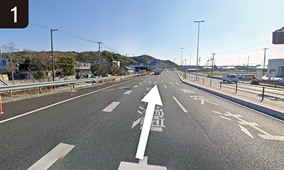 和歌山インターチェンジを降りて国道24号線を左側車線に。
